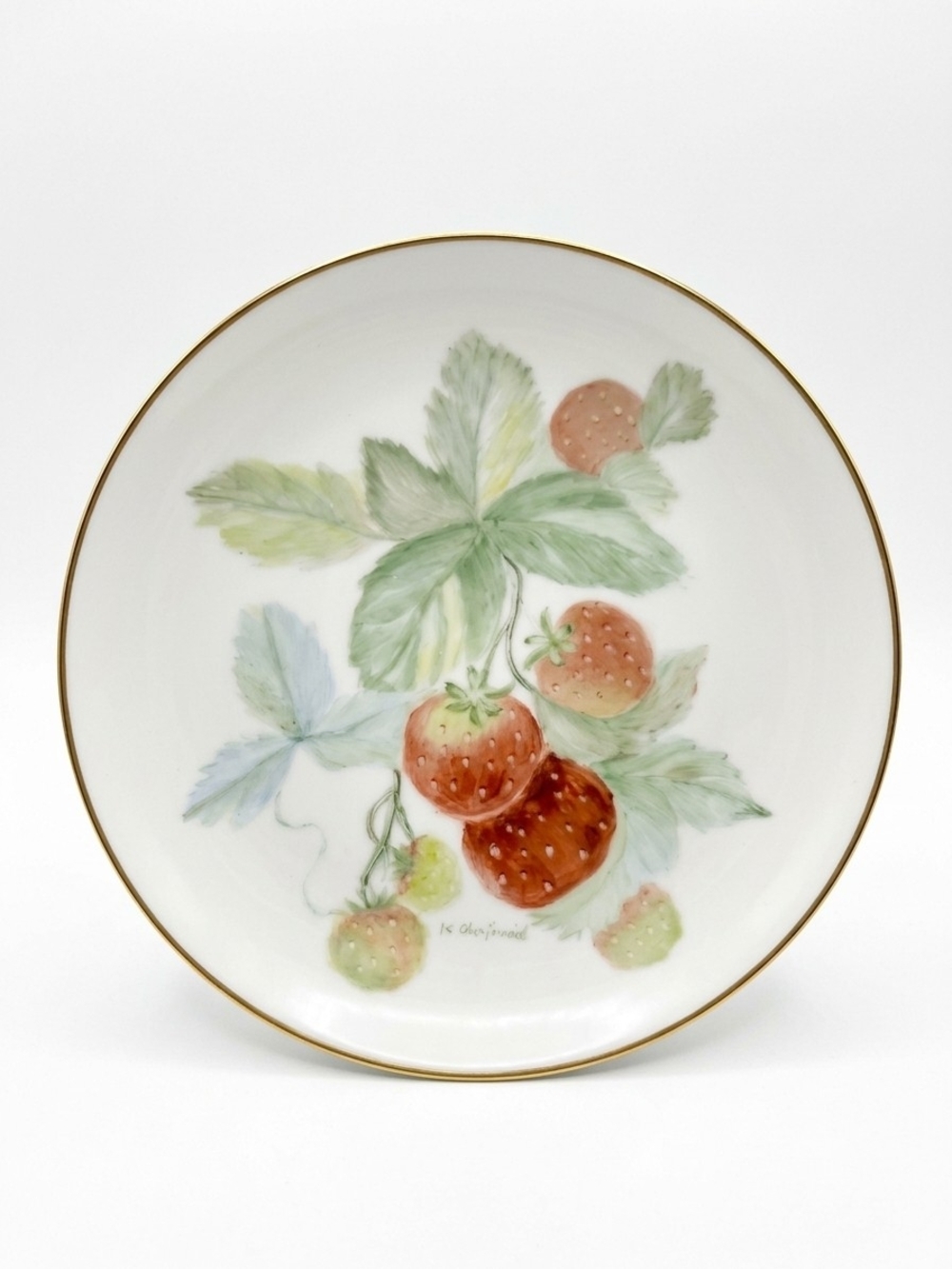 Antique Hand Painted Strawberry Porcelain Plate Signed K Chouinard 6.75 Gold Rim